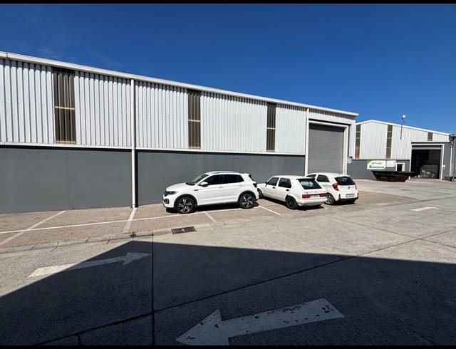 888M² WAREHOUSE TO LET IN BEACONVALE